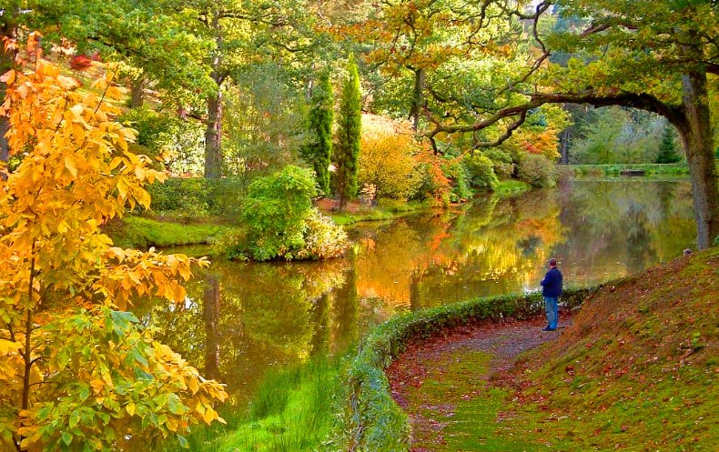 Leonardslee Lakes & Gardens, United Kingdom